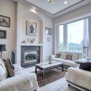 Families looking for a bigger space? This is for you! 4BR Duplex Burnaby! 이미지