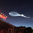 스페이스X Falcon(팰컨)9 우주발사체 발사 당시 보였던 비행흔적 이미지