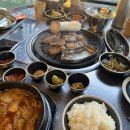 야당역 함흥식 냉면과 이베리코 고기 맛집 육회품은돼지