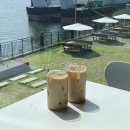 어라우즈로스터리 이미지