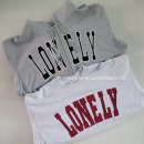 노앙 - 신상 LONELY/LOVELY 후드집업 그레이블랙, 맨투맨 라이트그레이 착샷