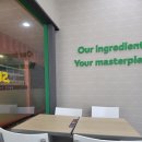 서브웨이 앞 횡단보도 이미지