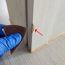 하나로동물약품 | 전문가의 노하우를 살려 부분 복원으로 복구한 문 틀 흠집 실전 사례