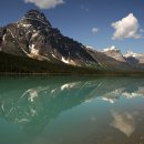 ﻿챕헌산 (Mt' Chephren)과 워터포울 호수 (Waterfowl Lake) 이미지