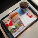 삼성생명 앞 노상 이미지