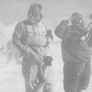 세계 탐험사 100장면 88 - 초오유, 소수 정예에 무릎 꿇다 알파인 스타일로 등정한 헤르베르트 티히(1954년) 이미지