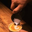 커피홀릭 이미지