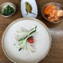 홍두깨국시식당