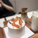 홀케이크요? 매장에서요? 커피도 빵도 맛있는 ' 야탑 프랑제리 '