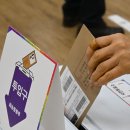 국회의원 사전투표 시작-2024년 4월 5일 -창원 경남연구원 투표소-사진기자는 투표소 내부 촬영가능 이미지