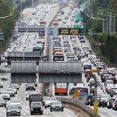 연휴 끝자락 귀경 차량 몰리며 서울 방향 정체, 새벽 2시 이후 해소 전망 이미지