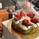 [잠실동/삼전역] 아기자기한 일본감성이 묻어난 찐동네 커피맛집 ‘이로리로스터스‘