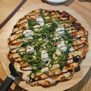 러스틱문 | 춘천 러스틱문 카페 - 넓은 정원이 보이는 편안한 애견동반 카페