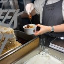 성수역카페 구움과자, 디저트카페 휘낭시에, 그릭요거트 맛집 <도토리오븐> 포장후기!