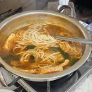 한밭칼국수 앞 | 대전 은행동 맛집 한밭칼국수 두부탕 후기