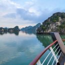 베트남 자연유산 하롱베이 섬여행 이미지