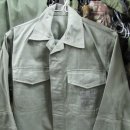 한국 해병대 민무늬 전투복과 해군 전투복(일명 오키나와복) 이미지