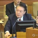소나무가 낙엽수가 되지 않고 대나무가 꺾이지 않는 것으로 落落長松 松竹大節의 중용적 국민으로 가야 이미지