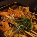 도리도리 닭 이미지