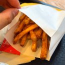 다산지금로131 | 맘스터치 신메뉴 와우 스모크 디럭스 버거 세트 가격 칼로리 솔직한 후기