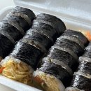 위드마롱 | 한 달 내내 생일 파티만 하는 사람