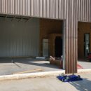 고려카센타 | 여수폴딩도어 신축 카센타 편리하게 개폐가 자유로운 비단열 블랙으로 설치해드렸어요