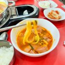 가경동 놀부부대찌개 • 놀부사리 덕분에 푸짐한 부대찌개