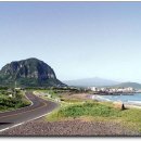 제주사계 해안도로. 해변을 따라 산을 이어주는 도로. 이미지