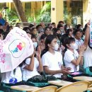 국제위러브유(장길자 회장님)필리핀 라스피냐스 국립고등학교 책걸상 200개 지원 이미지