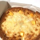 굽네치킨 고추바사삭치킨과 요즘 맛있다고 소문났길래 시카고피자도 같이 주문했어요~ 시카고피자...