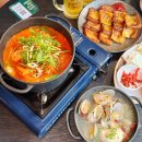 용산-서빙-1339 | 한남동 실내포차 방울과꼬막 바오먼트 콜라보메뉴 무쇠냄비로 만든 김치찜