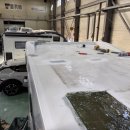 선정카모터스 | 캠핑카 완전 복원기: 태양열기둥 손상부터 천장 전면 파손까지, 철저한 보강 작업