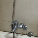 맨하탄모텔 | [제주공항 근처 숙소 비추천] ‘뉴맨하탄호텔’ 후기｜곰팡이 냄새 + 담배냄새 + 습기까지 최악의 조합…