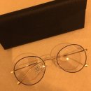 아이-뷰 안경 이미지