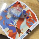 도미노피자 (안산성포점) | 도미노피자 안산성포점 블랙쉬림프 피자 라지 사이즈 새우와 고기 듬뿍