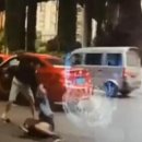 사람과자동차 이미지