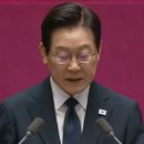 이재명 대통령 &#34;AI시대 여는 2026년 예산안, 총 728조…10.1조 AI 대전환에 투입&#34; 이미지