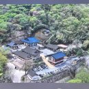 울산 신흥사 석조아미타여래좌상 | [울산시 함월산 신흥사] 응진전 단청반자와 흰색 불상의 조화로움