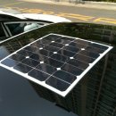 자동차 지붕에 태양전지 설치 이미지