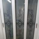 한양청솔아파트경로당 | 광주 일곡동 청솔아파트 현관 강아지가 뜯은 중문필름 부분 수리