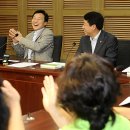 박장대소