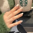 화이트네일 이미지