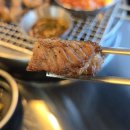 도니집 | 직접 구워주는 두산동맛집