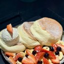 한양대학3길 | [왕십리/한양대 카페] 입에서 사르르 녹는 인생 수플레! 힙한 레트로 '루플레(Loufflé)' 솔직 후기