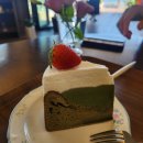 강릉 사천해변 여행코스 :: 가성비 물회 수진네 횟집&amp; 바다 뷰 카페 오모오모 @ 뚜벅이 여행