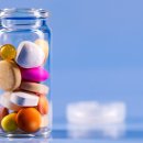 “두근거리고 피부 발진까지”...비타민·보조제 과다 복용 신호 5 이미지