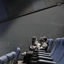 싸닭 | 그 시절 내 집이 되어준 사람