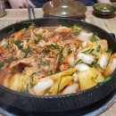 능이네오리백숙 이미지