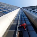 스파이더맨주유소 이미지