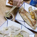 서부분식 | 이 맛 실화? 영월 서부시장 예미분식 메밀전병, 메밀부치기 후기